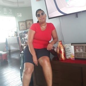 Meet your Posher, Diana